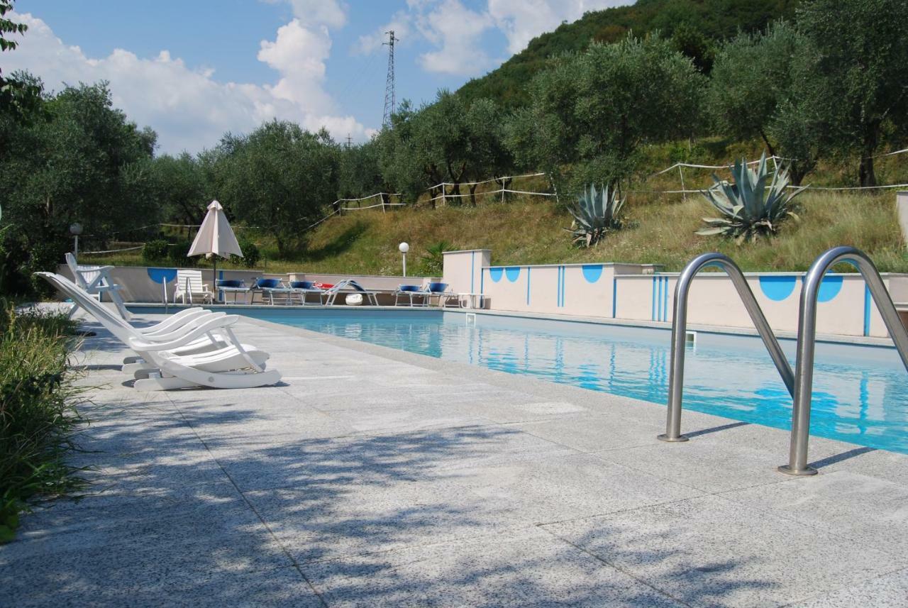 Agriturismo Cascina Bissiniga Salò Zewnętrze zdjęcie